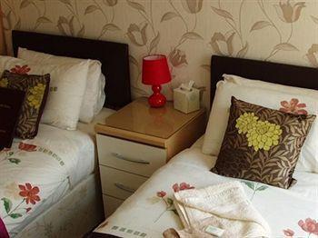 Guest house The Libra - Adults Only With Carpark
