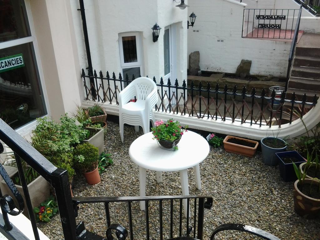 Windsor House Bed & Breakfast *