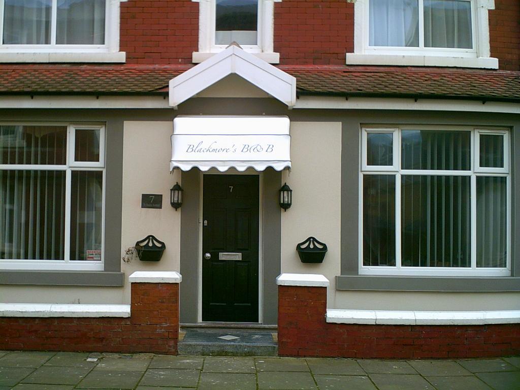 Blackmore'S Guesthouse Homestay *