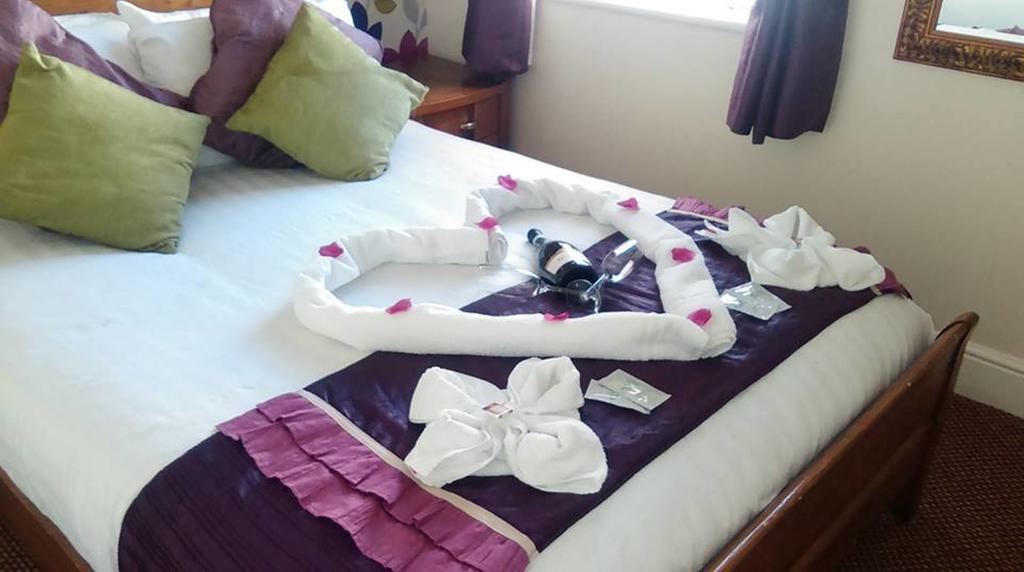 Crystals On The Prom Guest house Blackpool