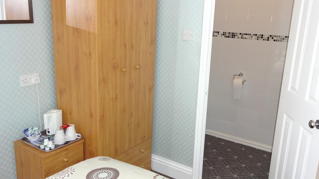 Bed & Breakfast Kings Court Families & Couples Blackpool
