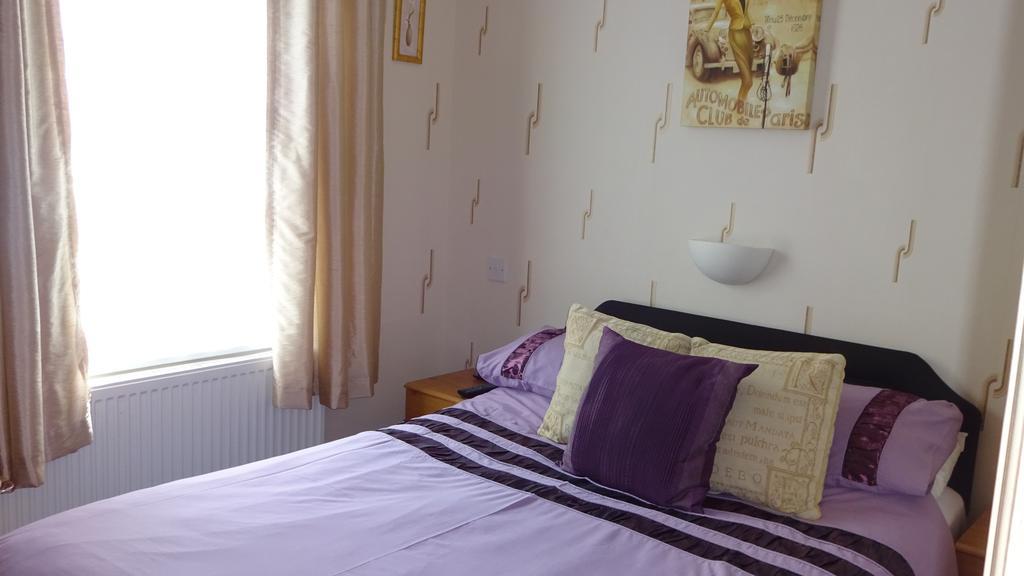 Bed & Breakfast Kings Court Families & Couples Blackpool