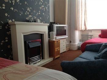 The Peerless Guest house Blackpool
