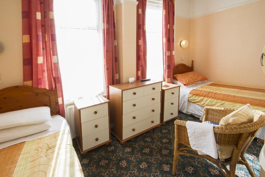 Brooklands Over 50'S Only Guest house
