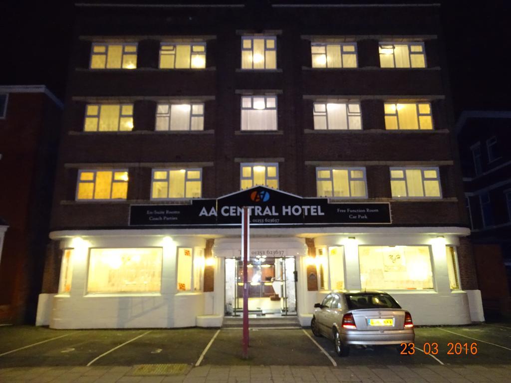 Aa Hotel 2*