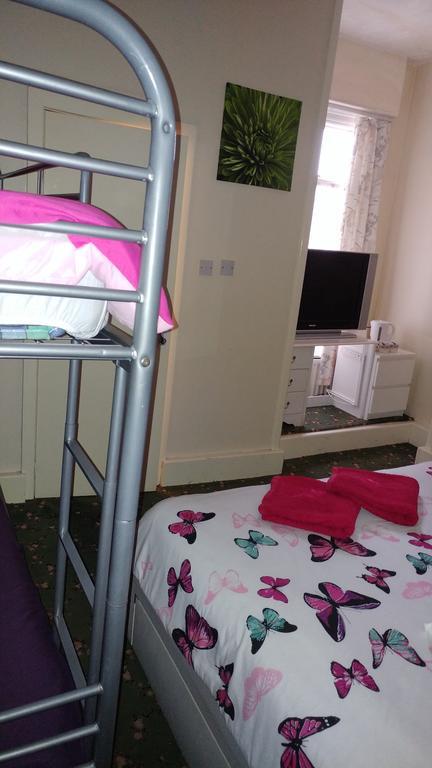 The Woodley Guest house