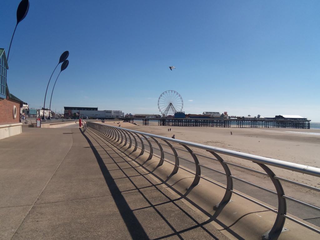 Novello Guest house Blackpool
