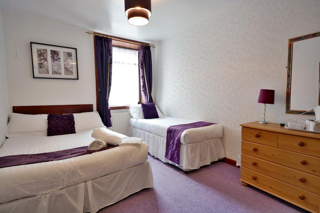 Bed & Breakfast Barrons Blackpool