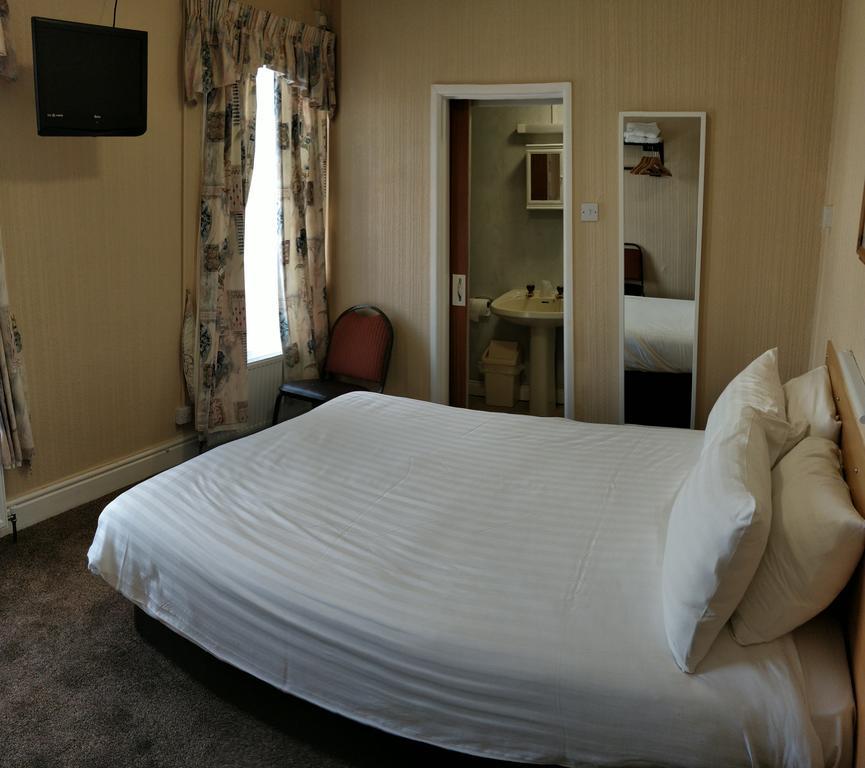 Kingsway 3*