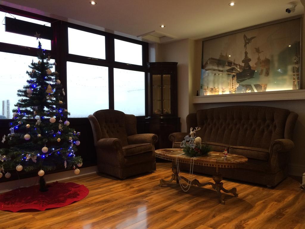 Sunny Days Hotel