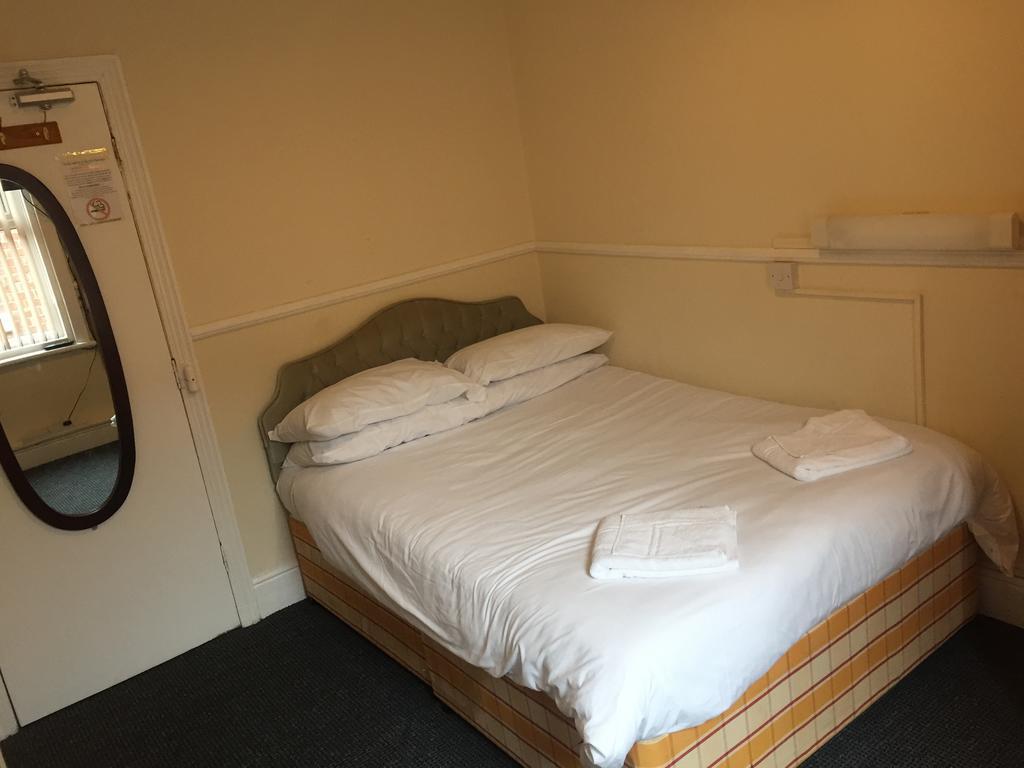 Hayward Hotel