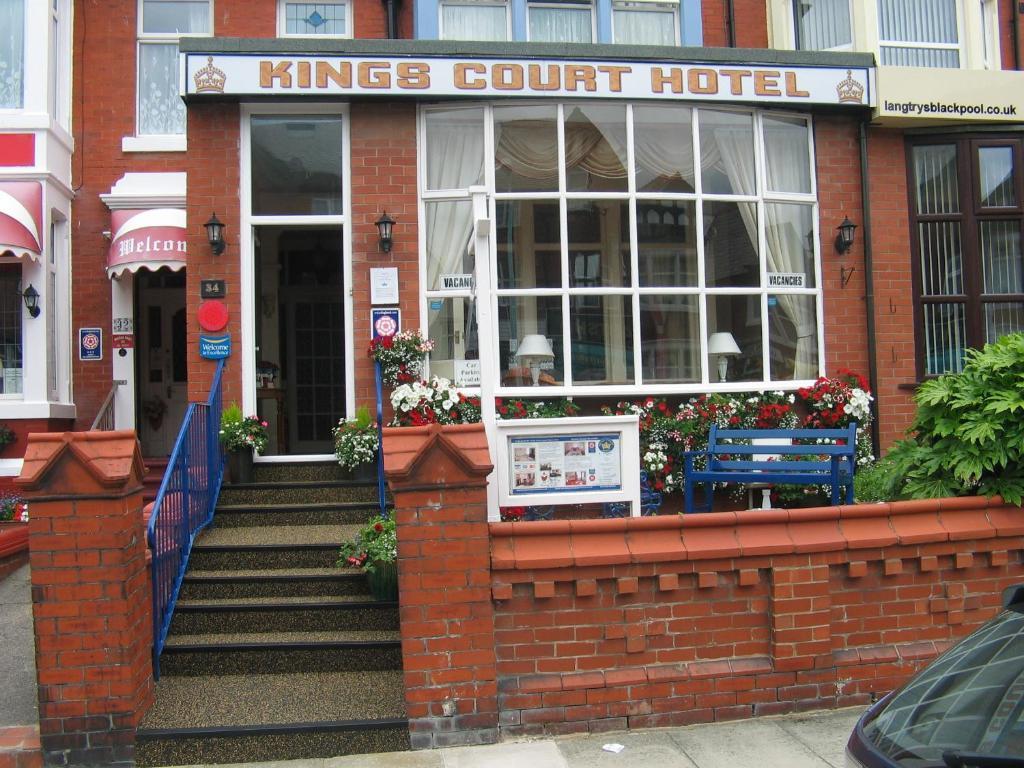 Kings Court Families & Couples 3* Blackpool
