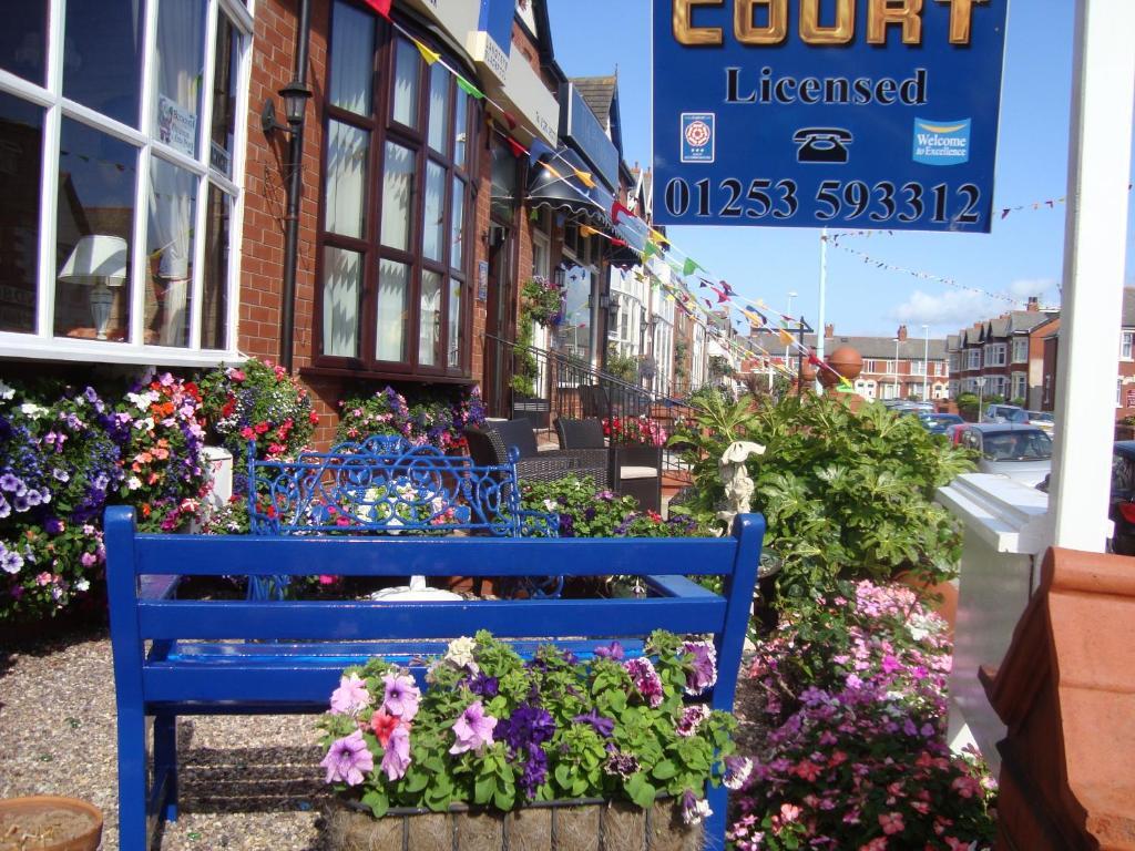 Bed & Breakfast Kings Court Families & Couples