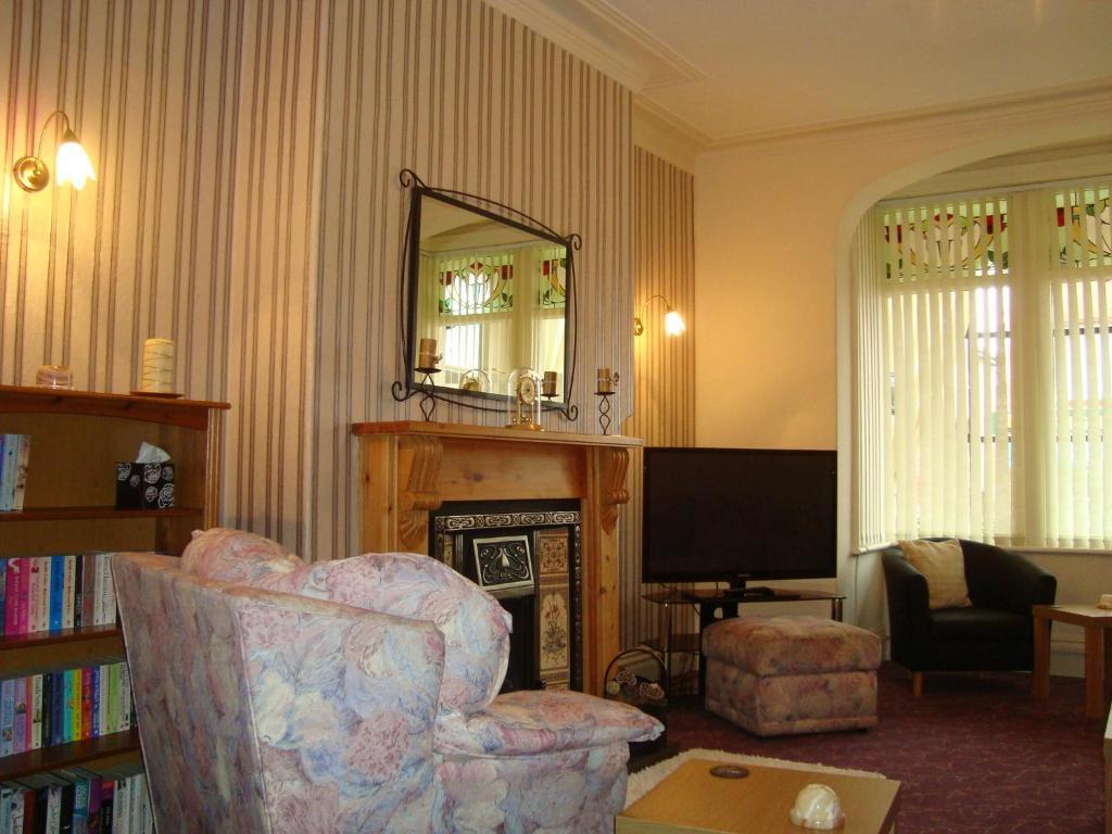 Kings Court Families & Couples Blackpool