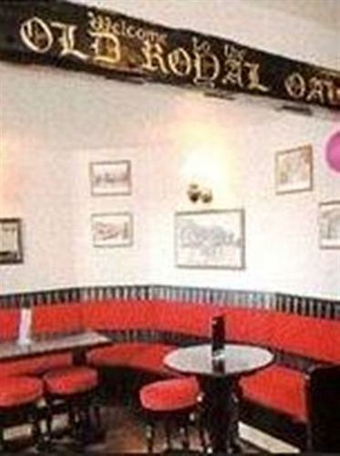 Old Royal Oak Hotel 3*