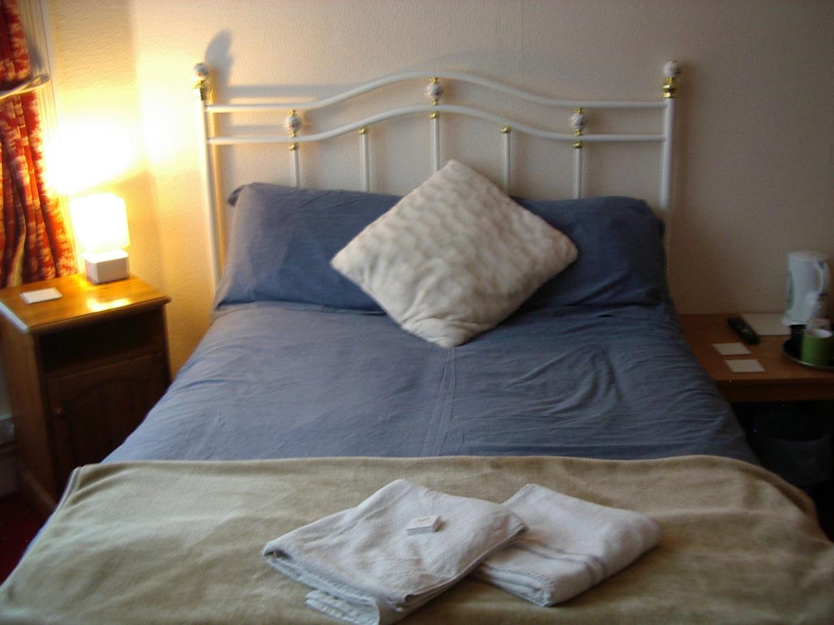 Royale Hotel