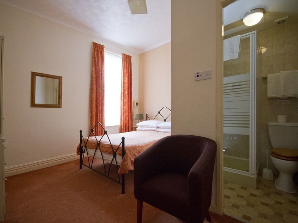 Guest house Brooklands Over 50'S Only