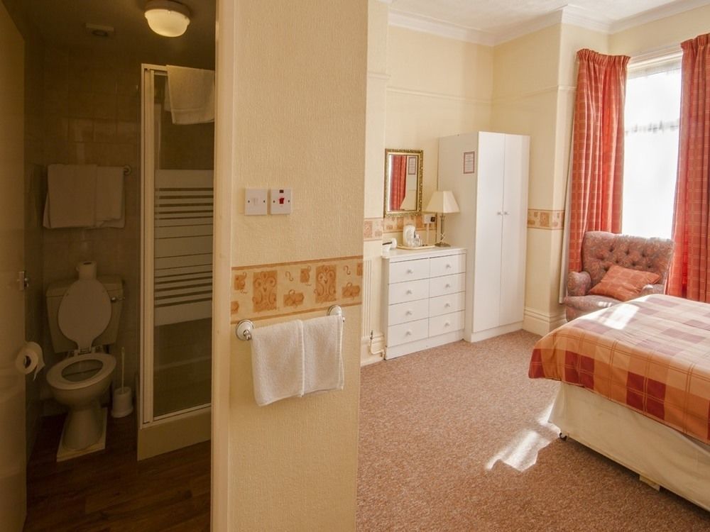 Guest house Brooklands Over 50'S Only