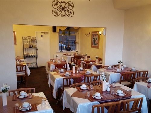 Hotel Myroomz Hollingdales Hotel 2*