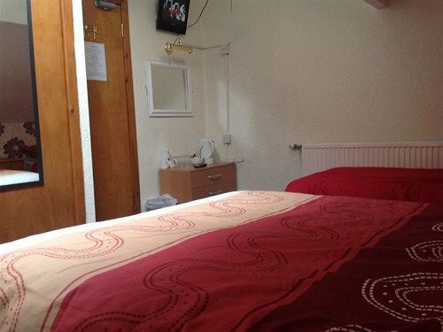 The Peerless 3* Blackpool
