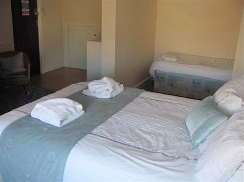 Branston Hotel 4*
