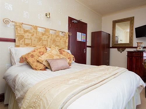 Graydon Blackpool
