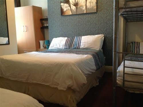 The Peerless Guest house Blackpool