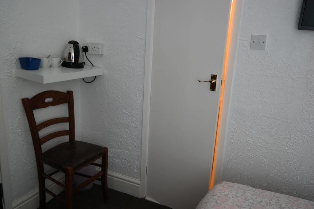 Cardoh Guest house Blackpool