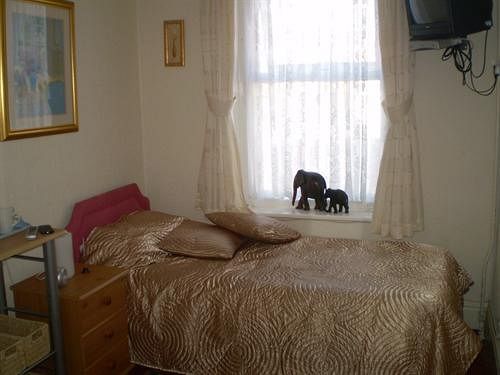 Hotel The South Lea 3*