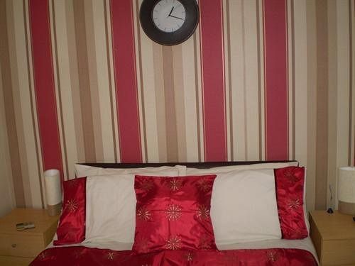 Hotel The South Lea 3*