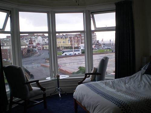 The South Lea 3* Blackpool