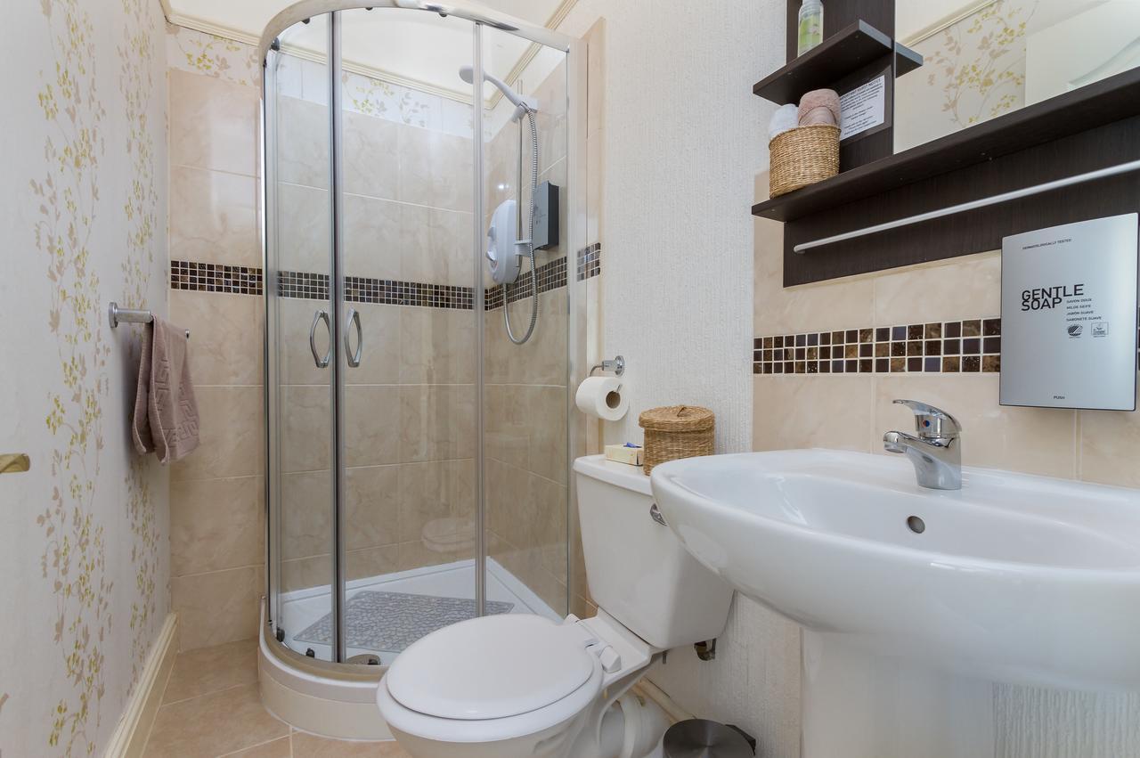 Guest house The Beechcliffe - Over 35's Only 3*