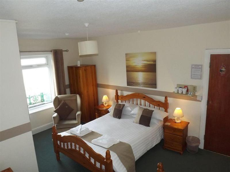 Balmoral Bed & Breakfast Blackpool