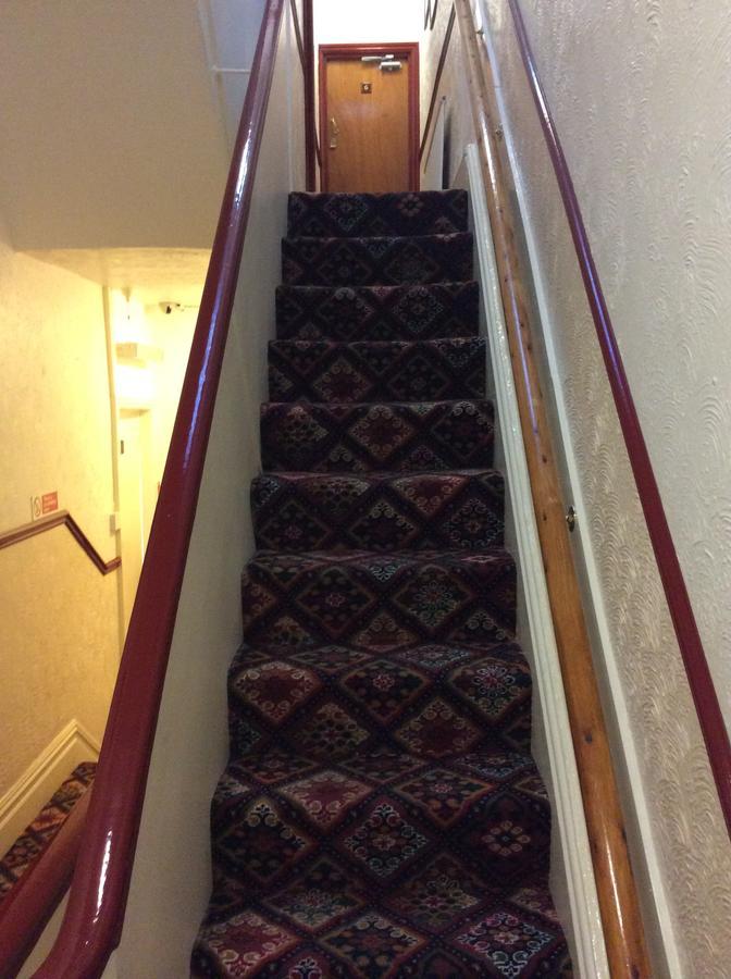 Shazron Bed & Breakfast 3*