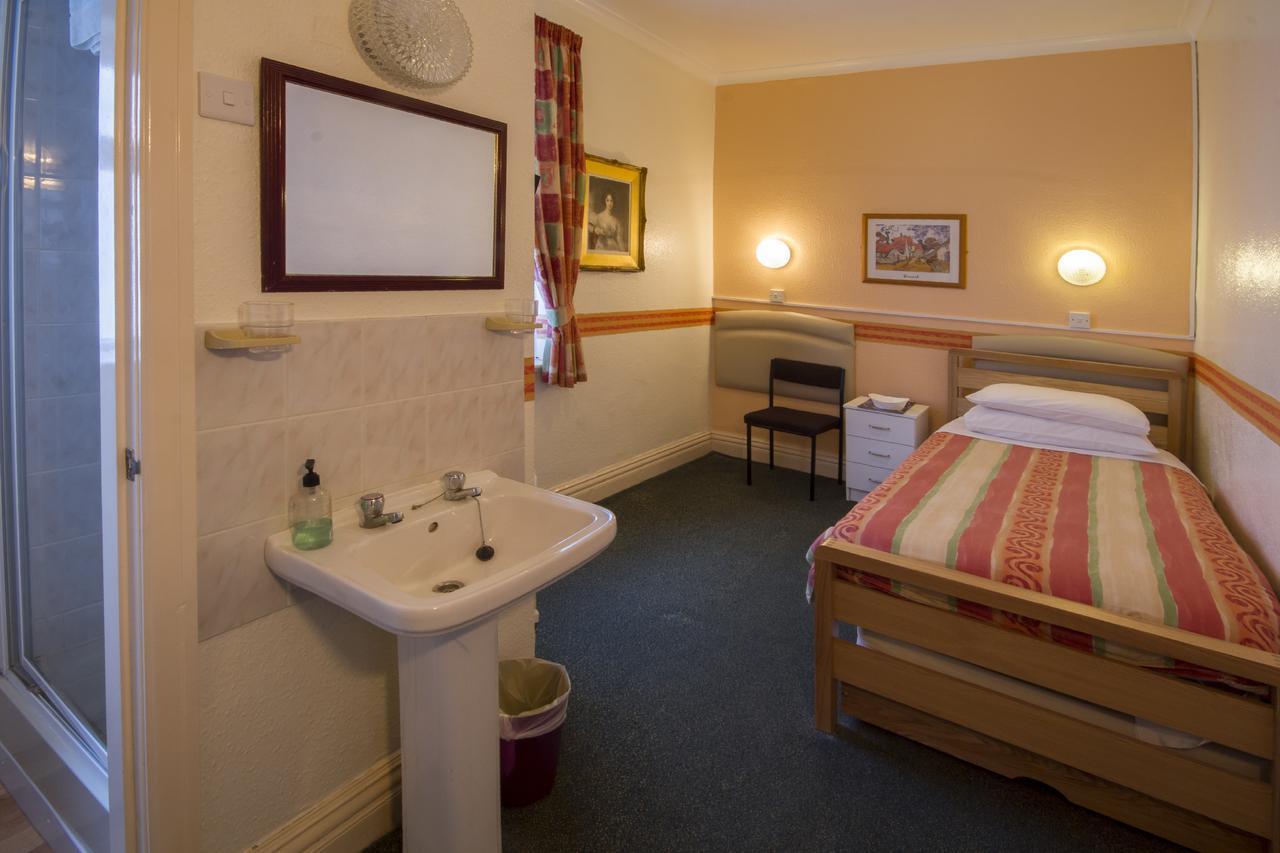 Brooklands Over 50'S Only Guest house Blackpool