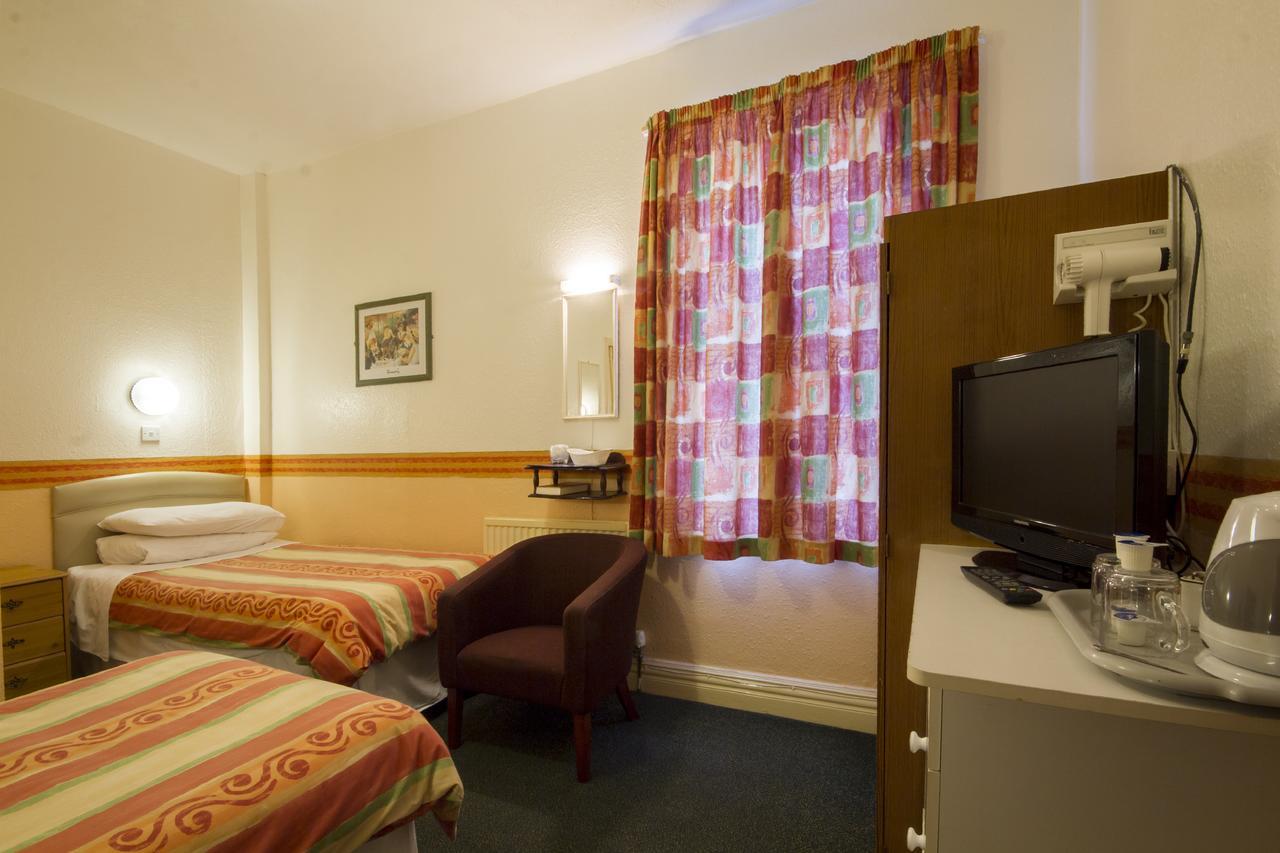 Guest house Brooklands Over 50'S Only