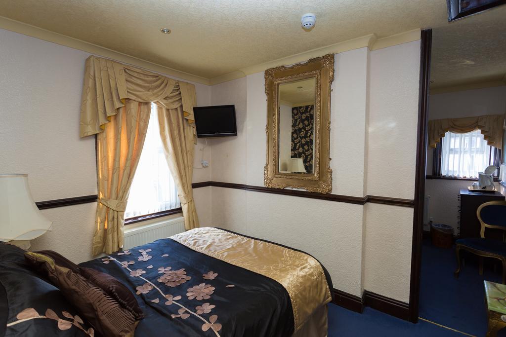 Graydon Hotel 3*