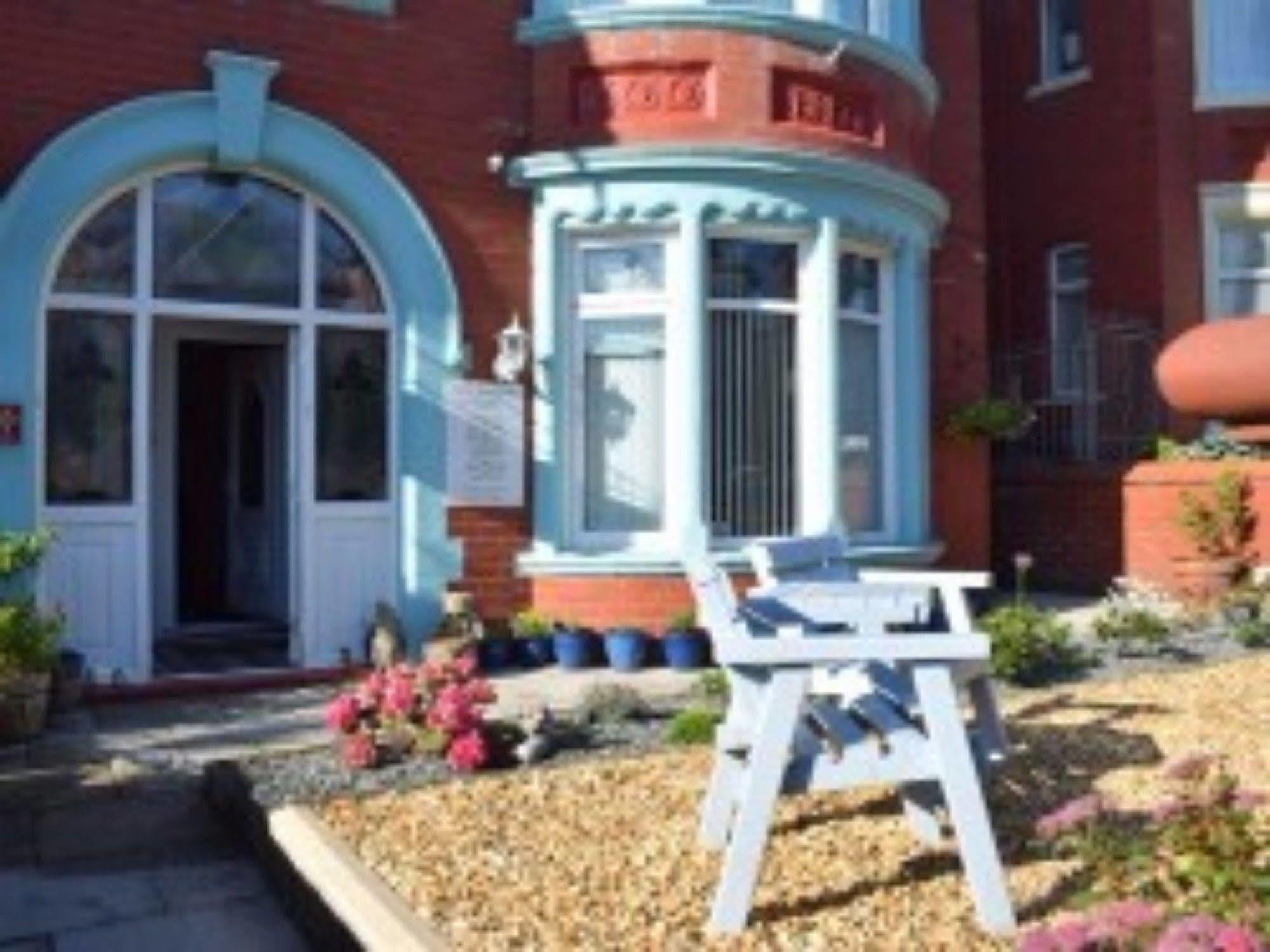 The Grosvenor View - Hotel