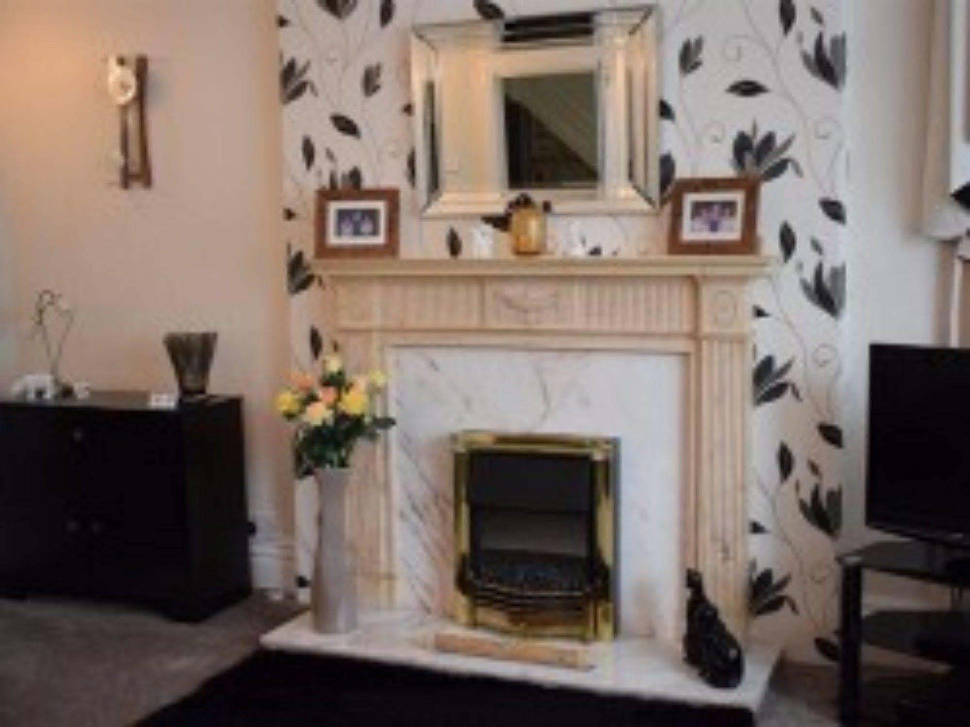 The Grosvenor View - Hotel