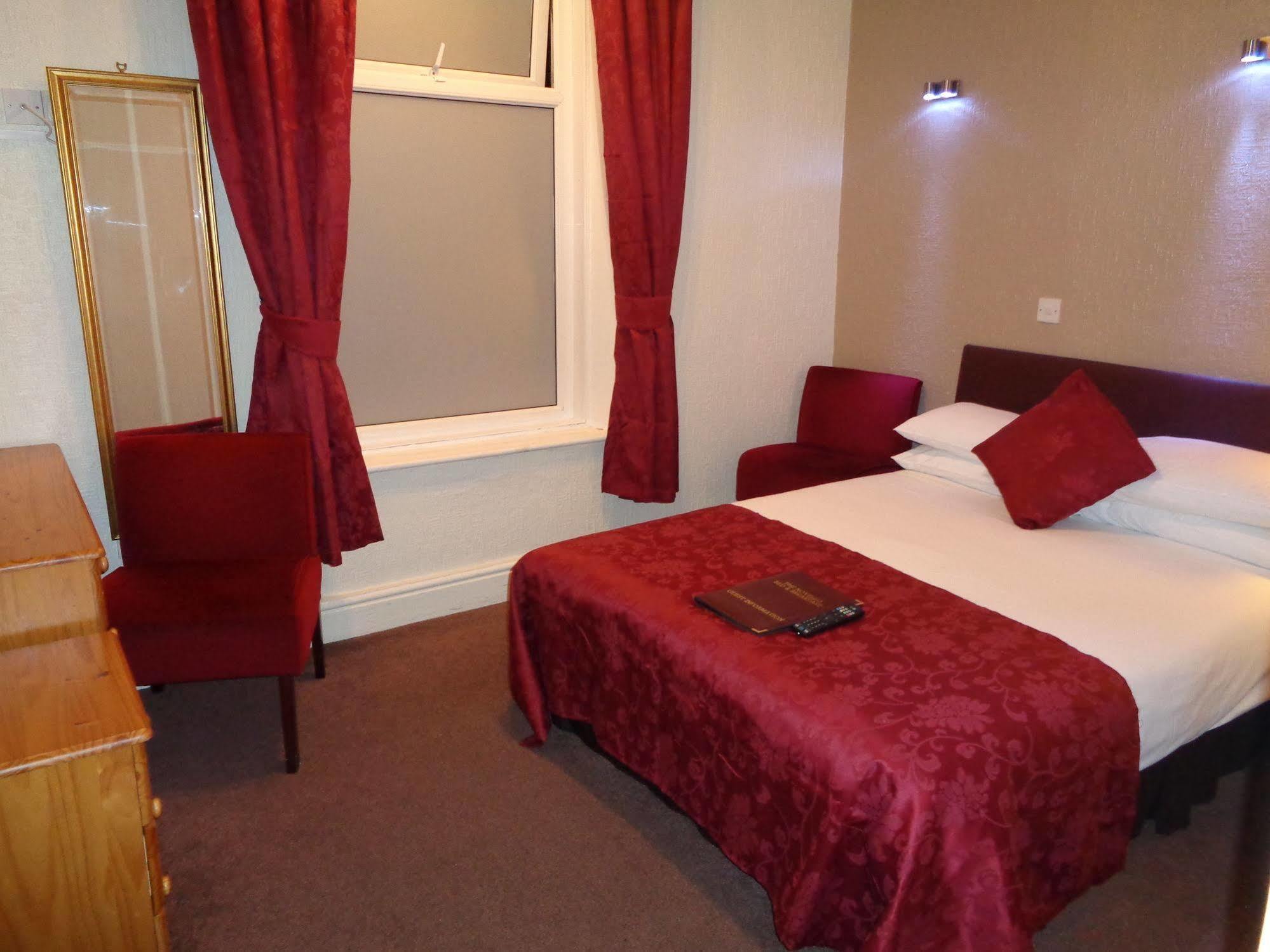 Novello 3*