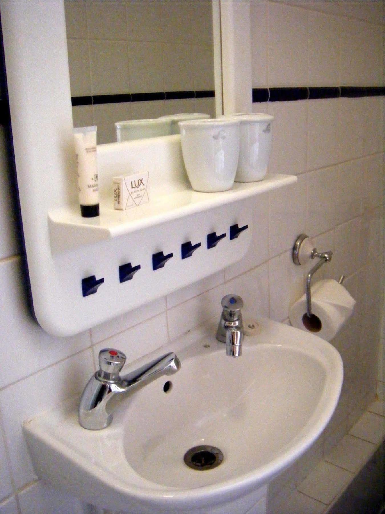 The Feathers Bed & Breakfast Blackpool
