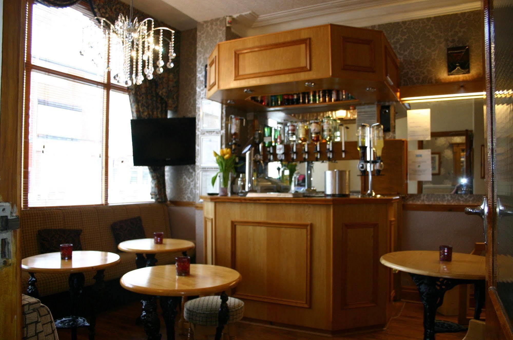 Oyo Abbey Hotel Blackpool