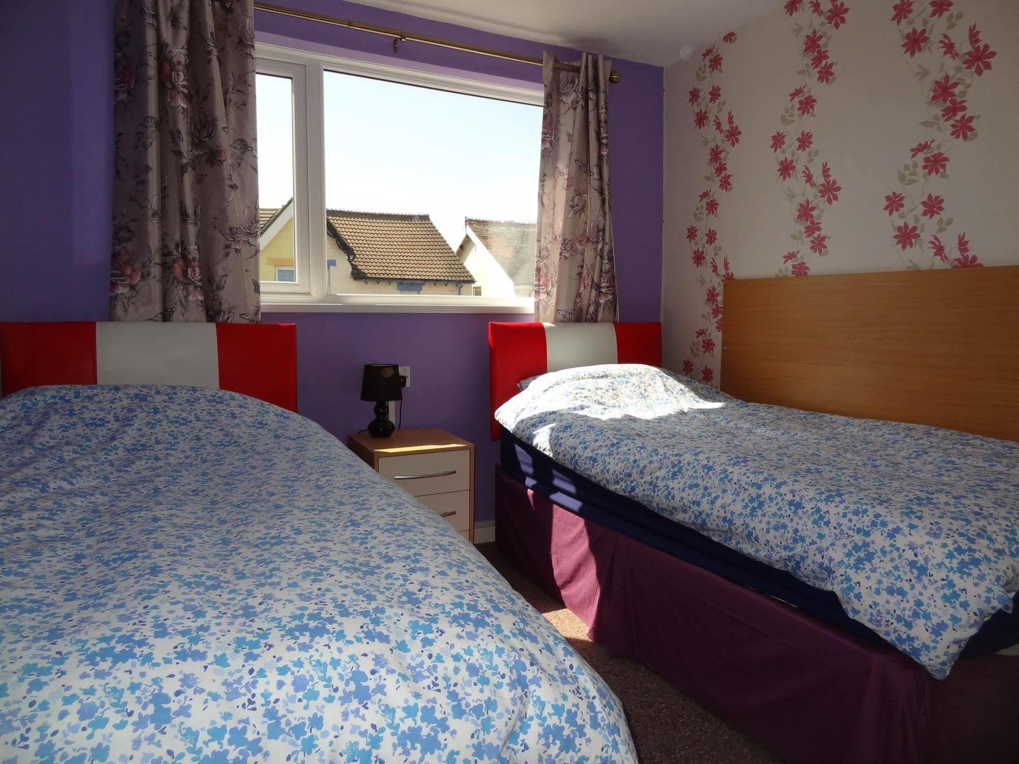 Apartment Lindisfarne - Families & Couples Only *