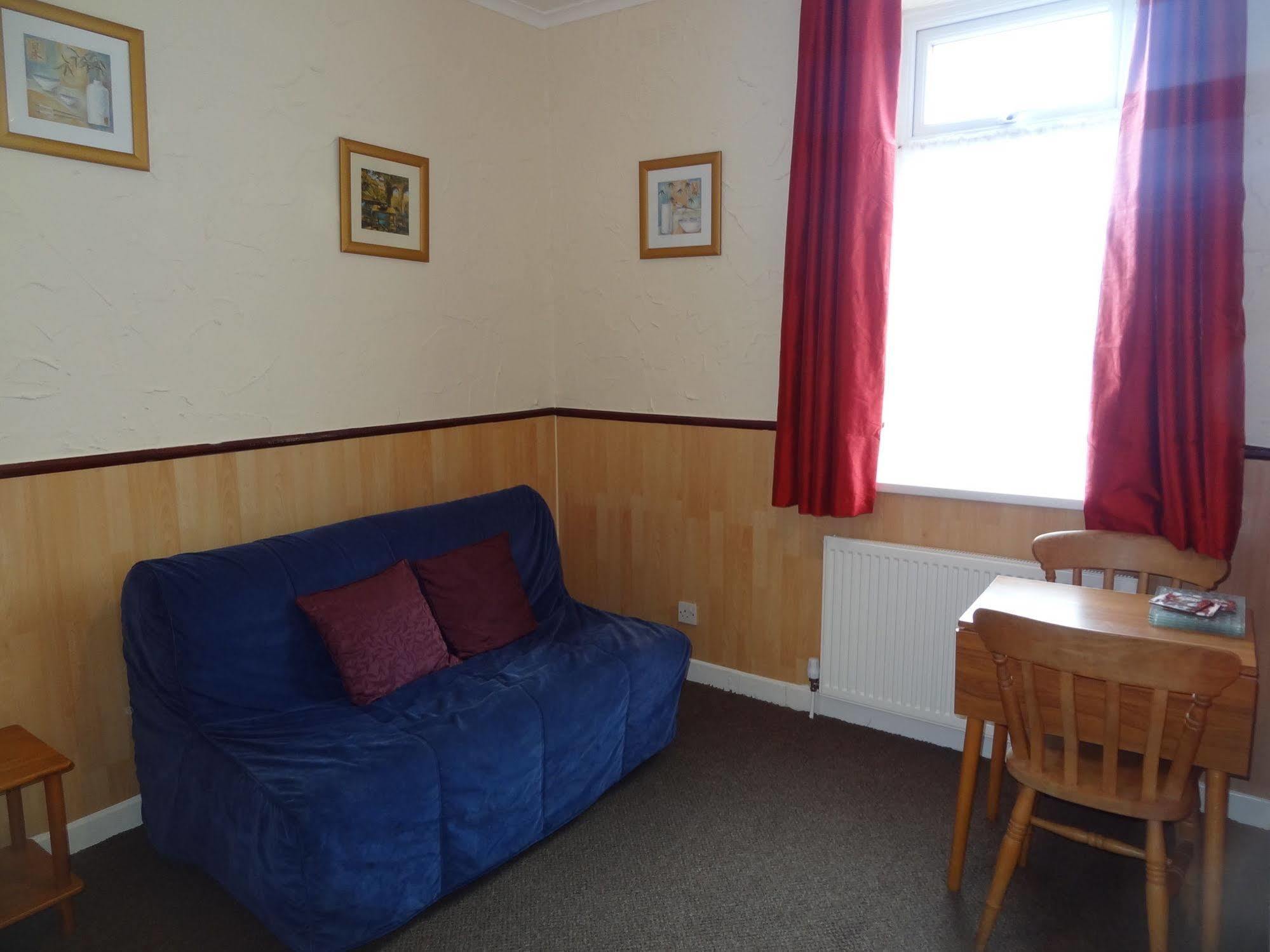 Apartment Lindisfarne - Families & Couples Only