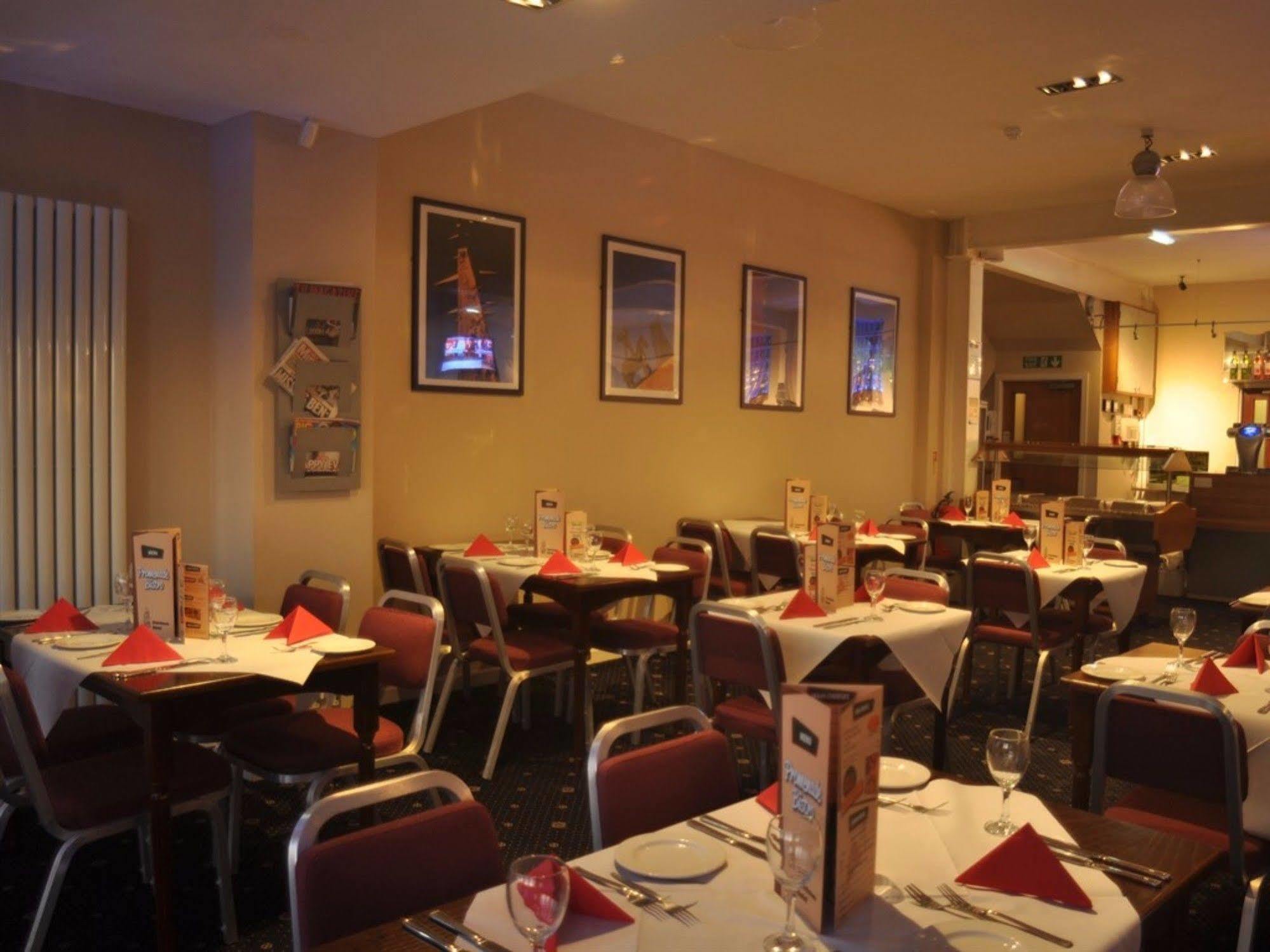 Dutchman 3* Blackpool