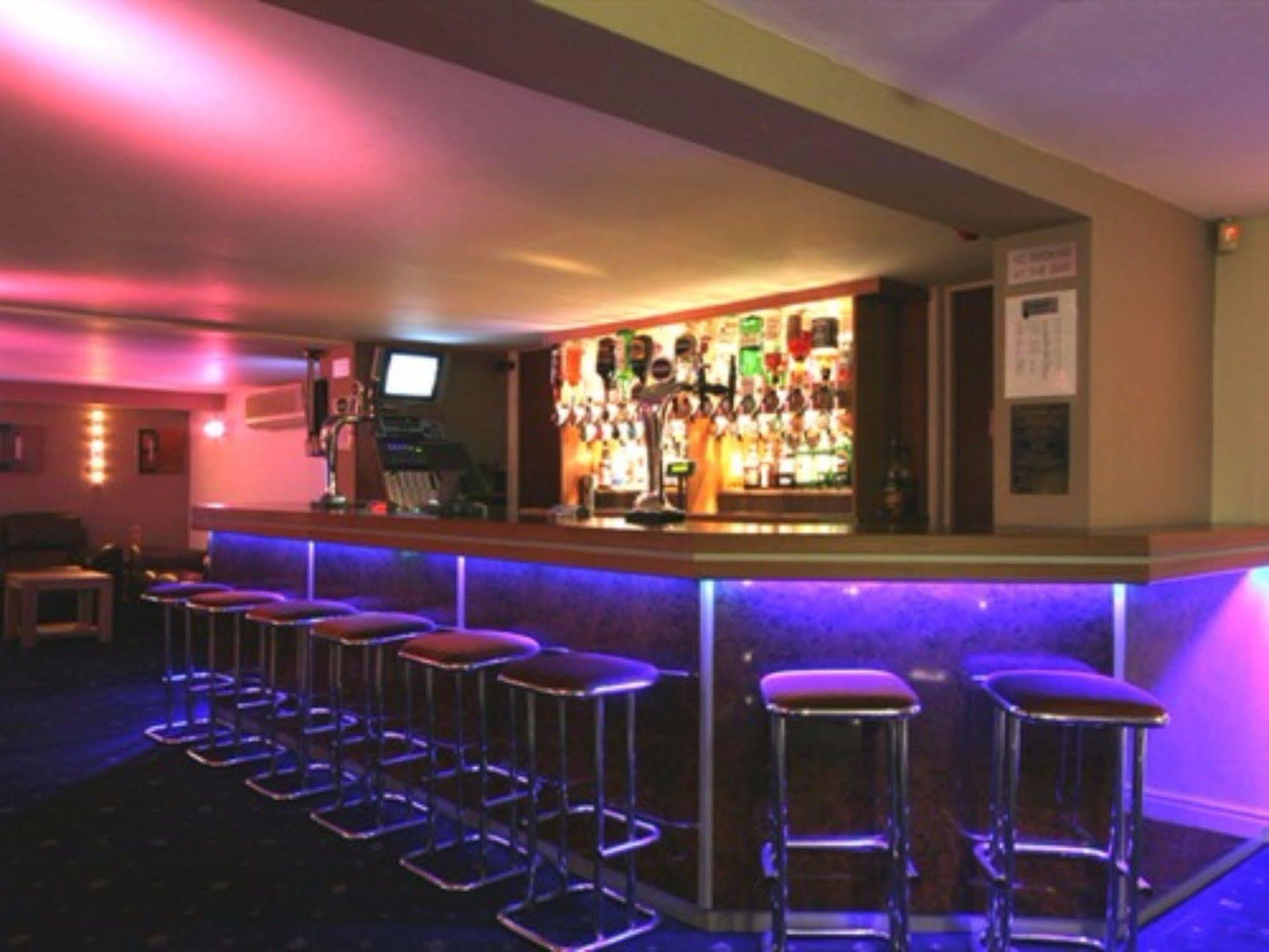 Hotel Dutchman