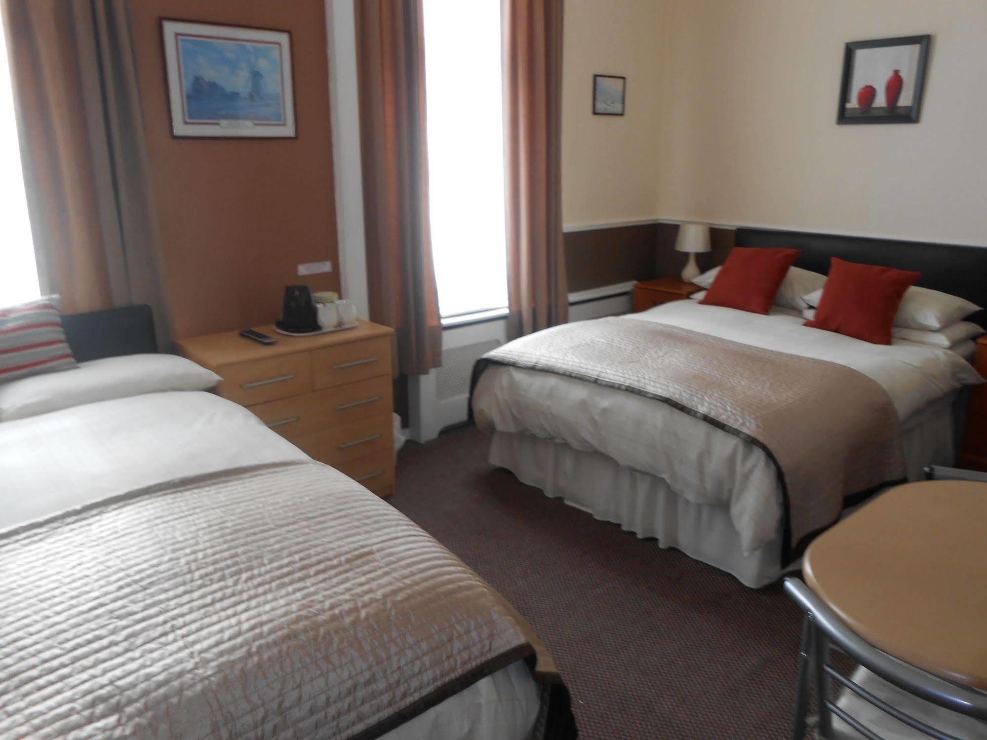 Shirley Heights Bed & Breakfast