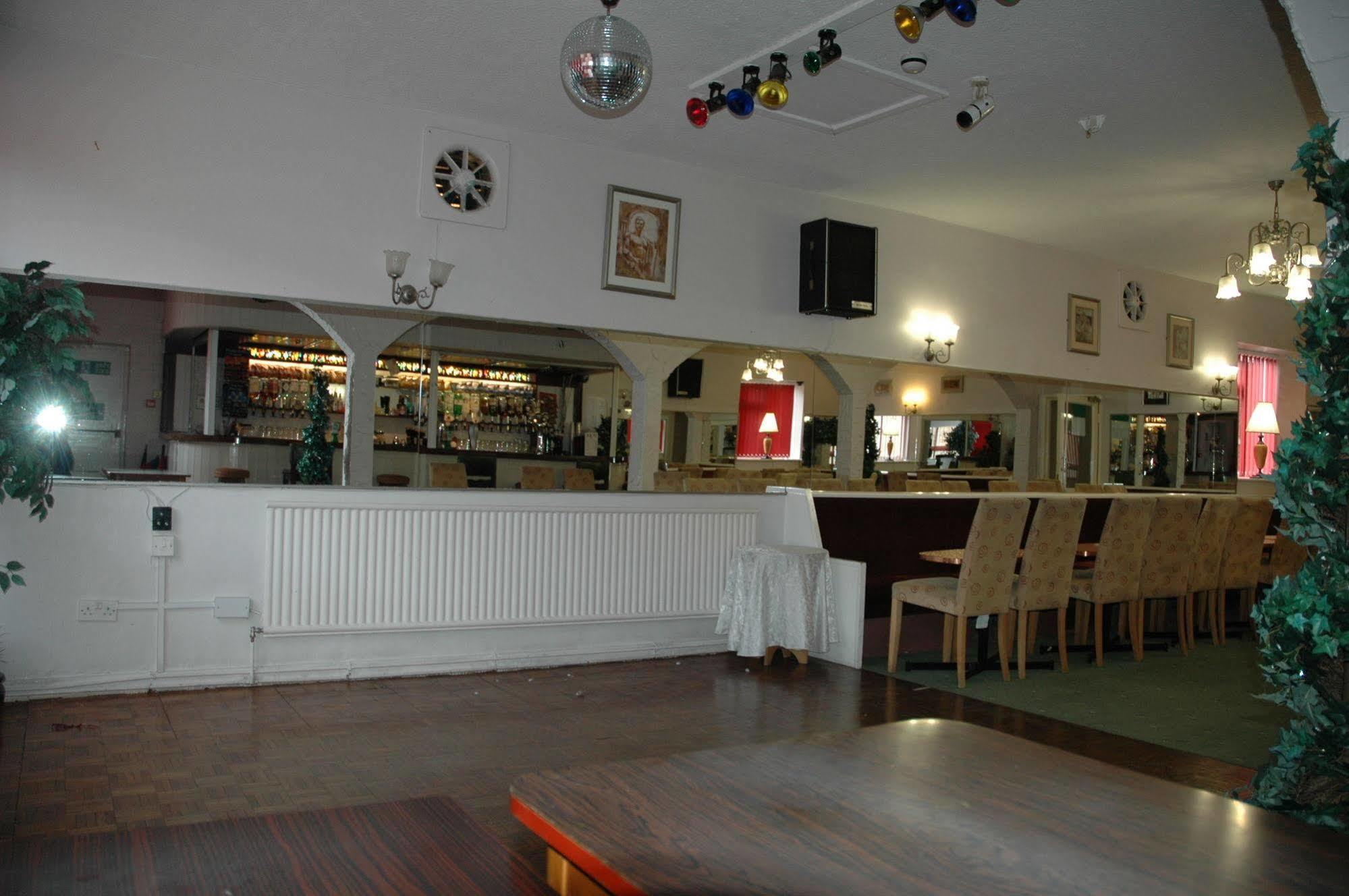 Arncliffe Hotel