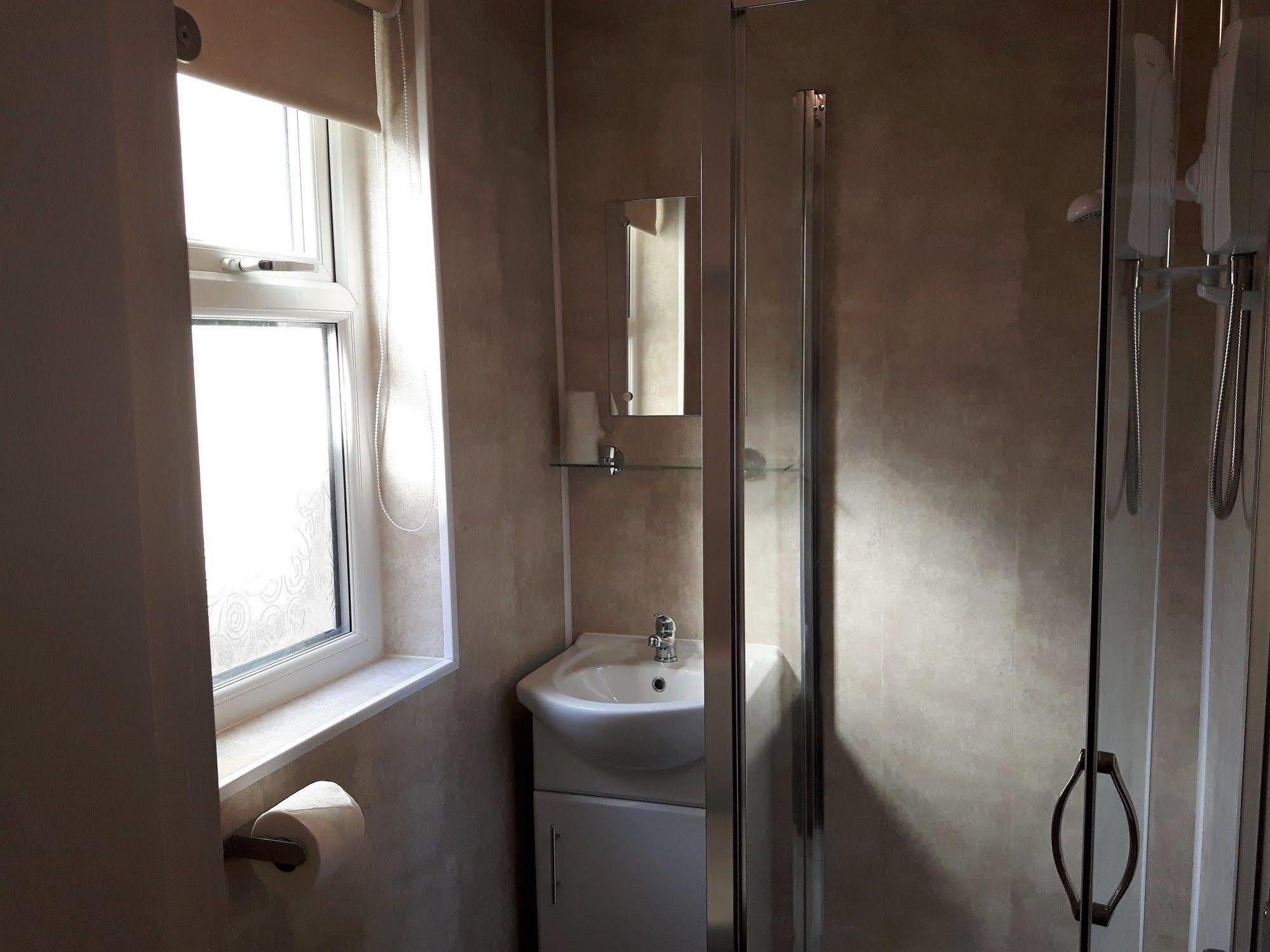 Wellington Guest house 2*