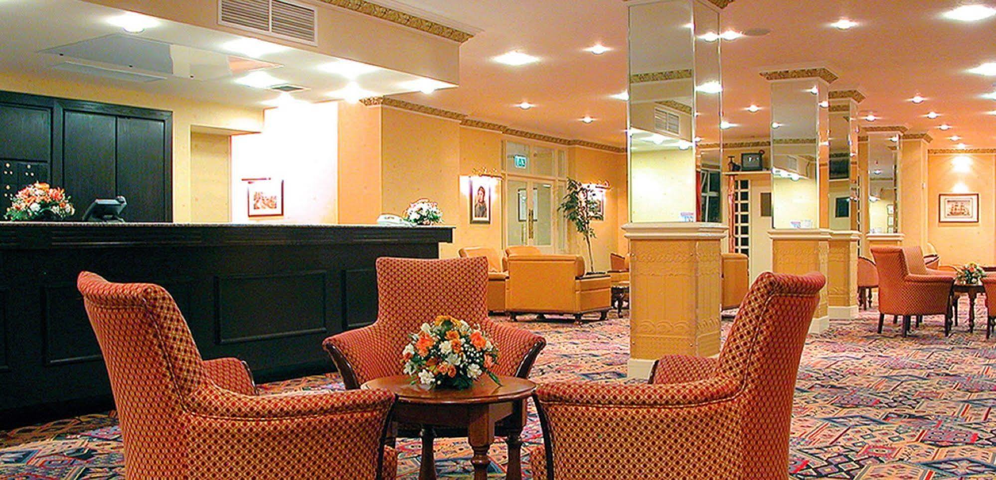 Norbreck Castle & Hotel 3*